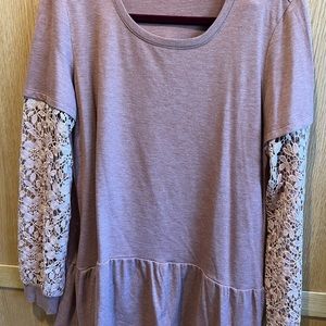Logo Lounge sweatshirt, Size M
